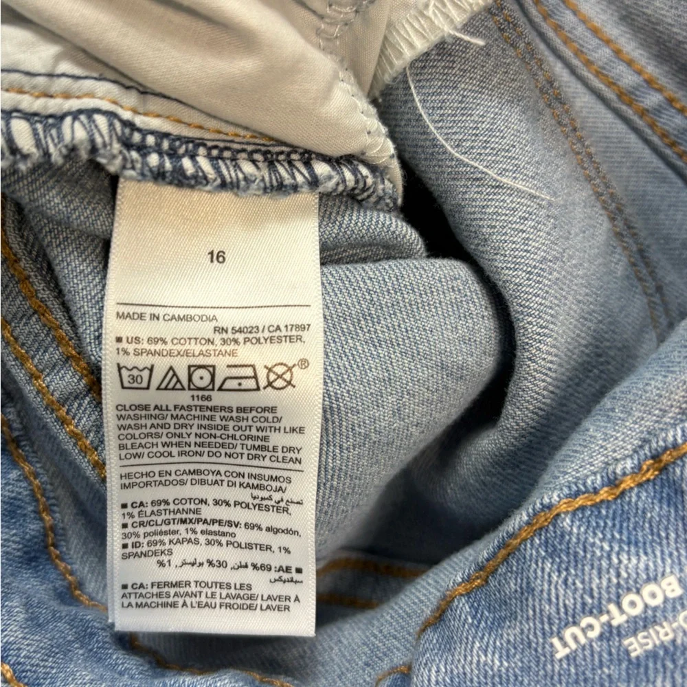 Old Navy Mid Rise Wow Boot Cut Size 16 - Picture 8 of 8